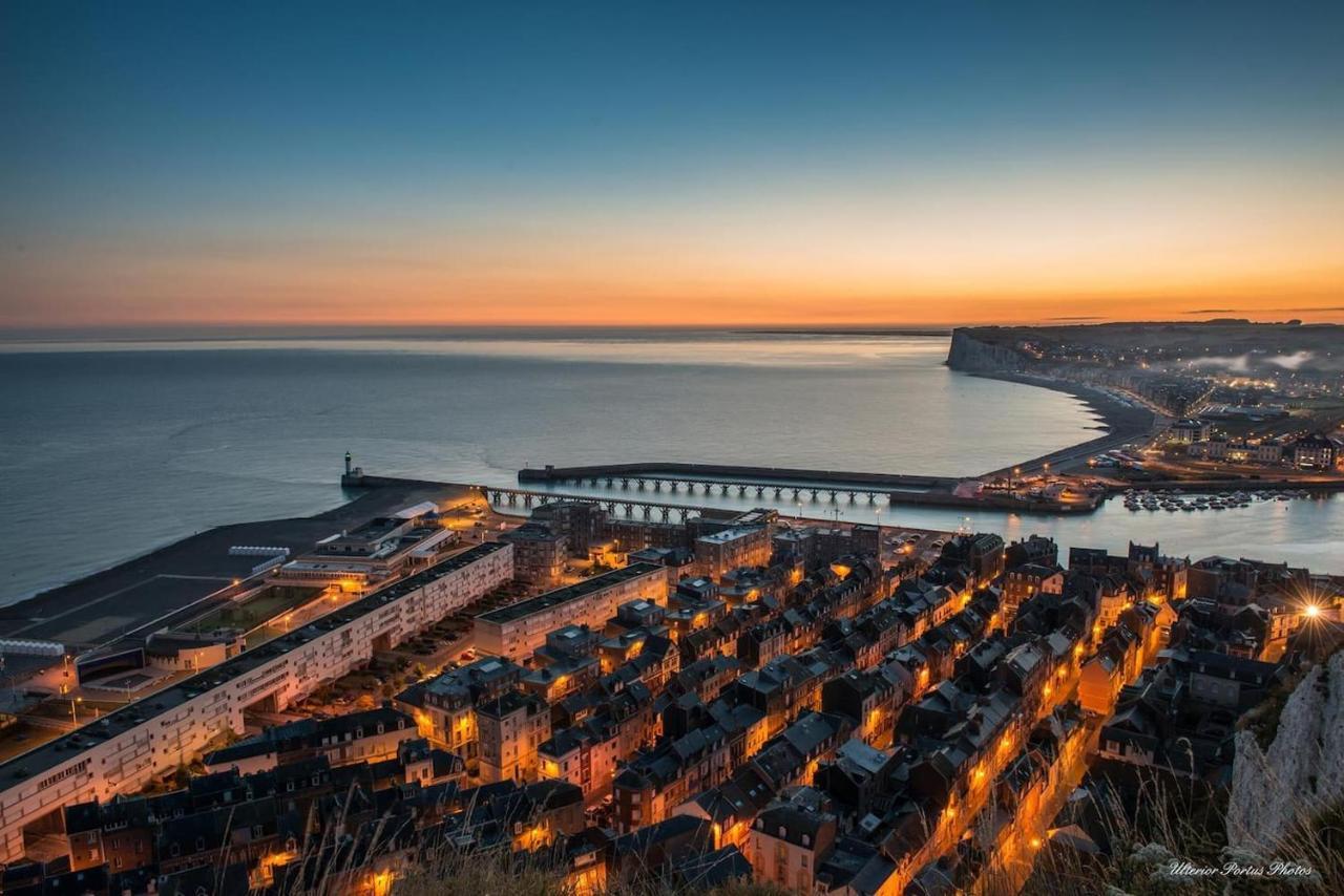 או La Verriere. Les Locations Isahora C'Est Aussi Plusieurs Appart' De Standing A 2 Pas Du Chateau D'Eu, Des Falaises Du Treport, De Mers Les Bains Et Aux Portes De La Baie De Somme מראה חיצוני תמונה